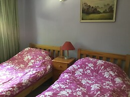 Lowry House Hotel in Walsall