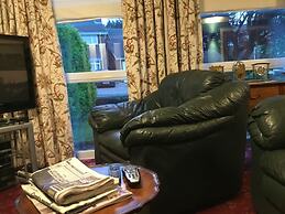 Lowry House Hotel in Walsall