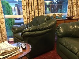 Lowry House Hotel in Walsall