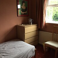 Lowry House Hotel in Walsall