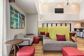 Hampton Inn & Suites Oroville