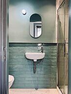 Room in the Borders - 1 Sime Place