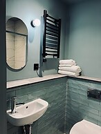 Room in the Borders - 1 Sime Place