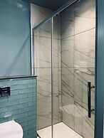 Room in the Borders - 1 Sime Place