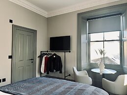 Room in the Borders - 1 Sime Place