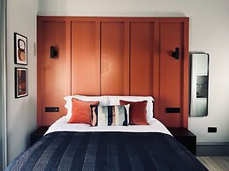 Room in the Borders - 1 Sime Place