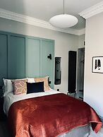 Room in the Borders - 1 Sime Place