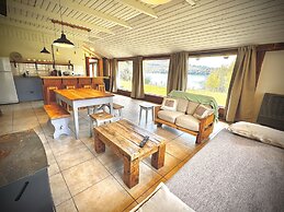 Amazing Cabin on the Shore of Lake Moreno H58 by Apartments Bariloche