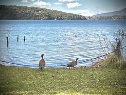 Amazing Cabin on the Shore of Lake Moreno H58 by Apartments Bariloche