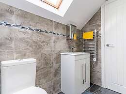 Birmingham Apt-sleeps 4-walk to City Centre-pets