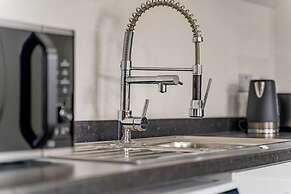 Birmingham Apt-sleeps 4-walk to City Centre-pets