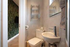 Cosy 1 Bed Duplex - Close to Metro - NW2