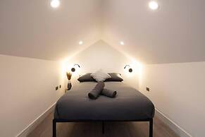Cosy 1 Bed Duplex - Close to Metro - NW2