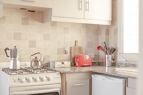 Beautiful Apartment Downtown, Amazing Lake Views JF1 by Apartments Bar