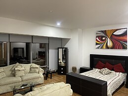 The Plaza Residenses