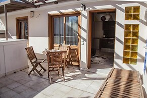 Athens Dome - Apartments by Live&Travel