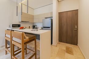 203B Amira Studio By Sandy powerful