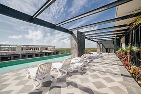 203B Amira Studio By Sandy powerful