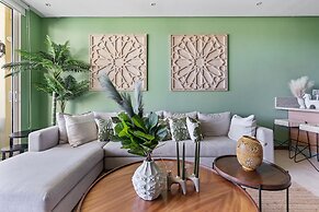 Tranquil Peninsula Golf 3BR Retreat