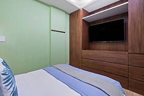 Tranquil Peninsula Golf 3BR Retreat