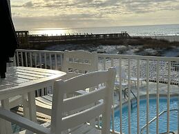 Gulf Shores Duplex B Beachfront Pool 4bd