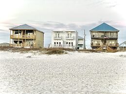 Gulf Shores Duplex B Beachfront Pool 4bd