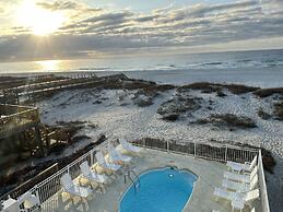 Gulf Shores Duplex B Beachfront Pool 4bd