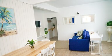 Palmeras Beach Apartments