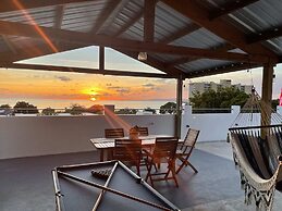 Palmeras Beach Apartments