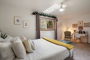 Pacific Coast Redwoods Cabin for Family