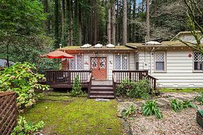 Pacific Coast Redwoods Cabin for Family