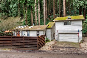 Pacific Coast Redwoods Cabin for Family