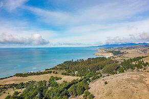 Pacific Coast Redwoods Cabin for Family