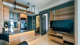 Palam Mansion at One Residence Apartment