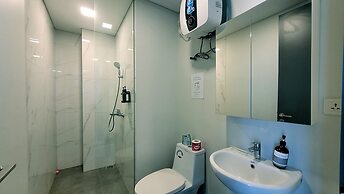 Palam Mansion at One Residence Apartment