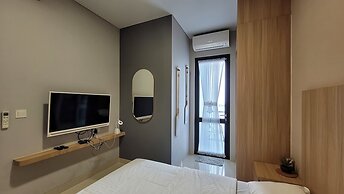 Palam Mansion at One Residence Apartment