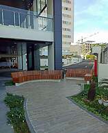 Palam Mansion at One Residence Apartment