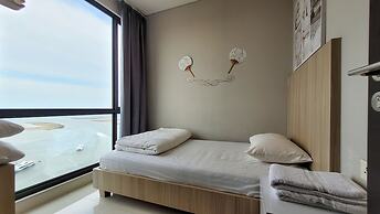 Palam Mansion at One Residence Apartment