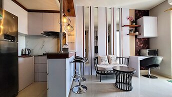 Palam Mansion at One Residence Apartment