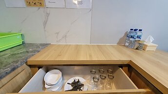 Palam Mansion at One Residence Apartment