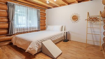 Jeju Dangdangi Dog Pension Black