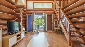 Jeju Dangdangi Dog Pension Black