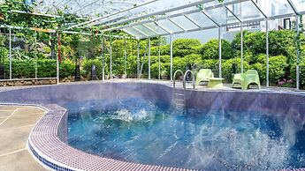 Jeju Dangdangi Dog Pension Black