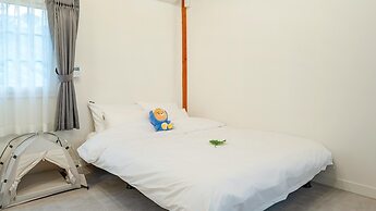 Jeju Dangdangi Dog Pension Black