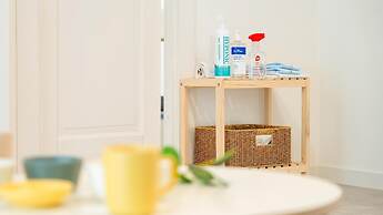 Jeju Dangdangi Dog Pension Black