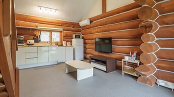 Jeju Dangdangi Dog Pension Black