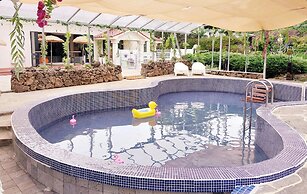 Jeju Dangdangi Dog Pension Black