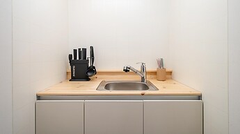 Jeju Dangdangi Dog Pension Black