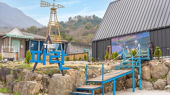 Gapyeng The Paran Poolvilla