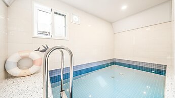 Gapyeng The Paran Poolvilla